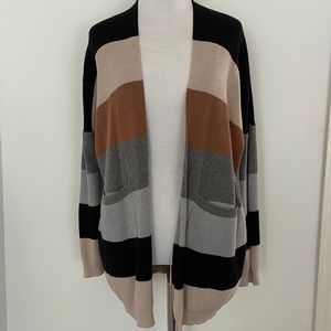 Fall cardigan with pockets!